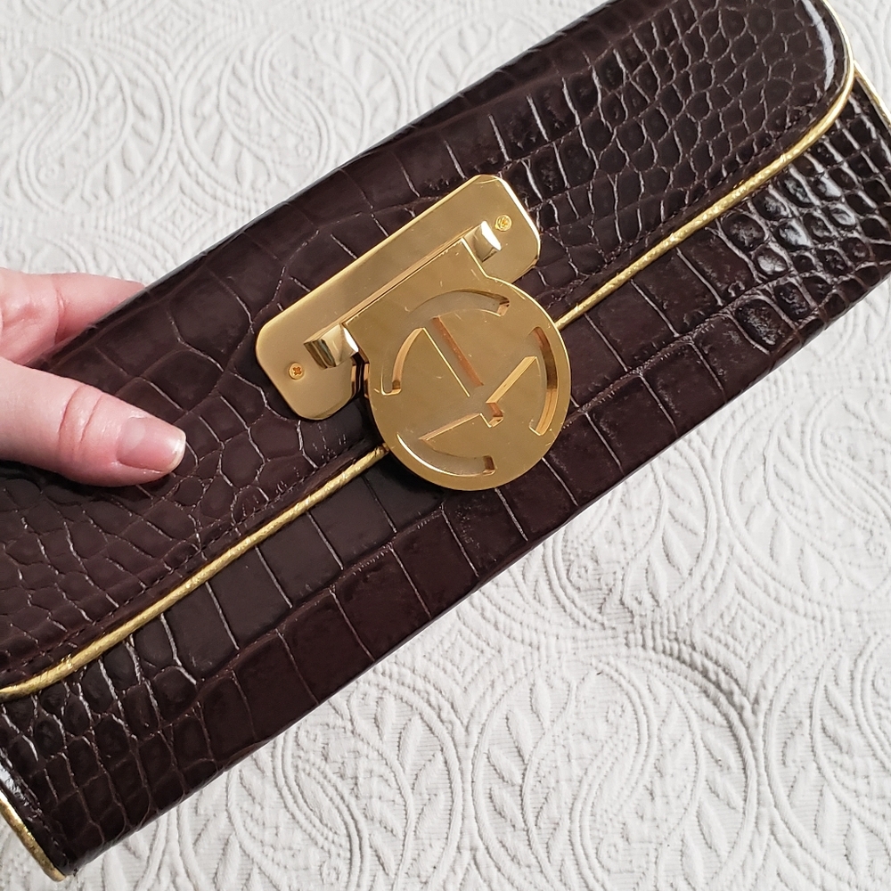Luxury Leather Clutch Brown And Gold Alligator Look Leather Samantha Thavasa